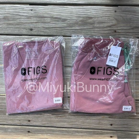 Mineral mauve figs set